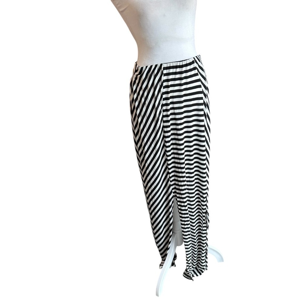 Mossimo Supply Co. Black and White Asymmetrical Maxi Skirt